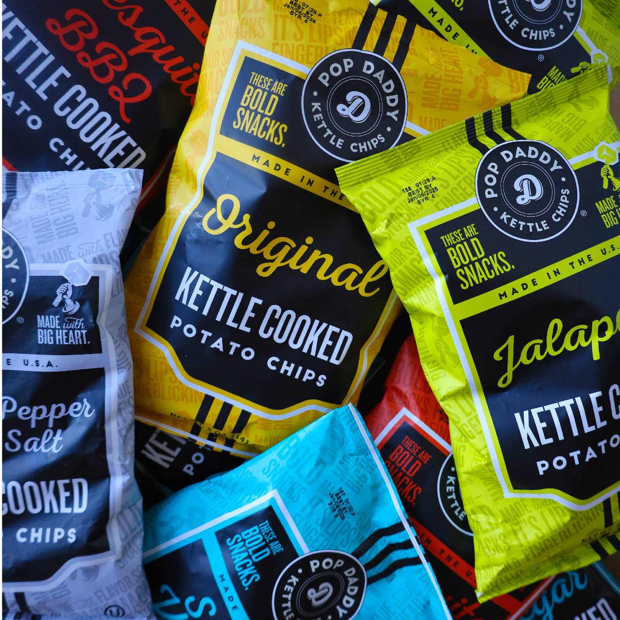 Cracked Pepper and Sea Salt Kettle Cooked Potato Chips 5oz